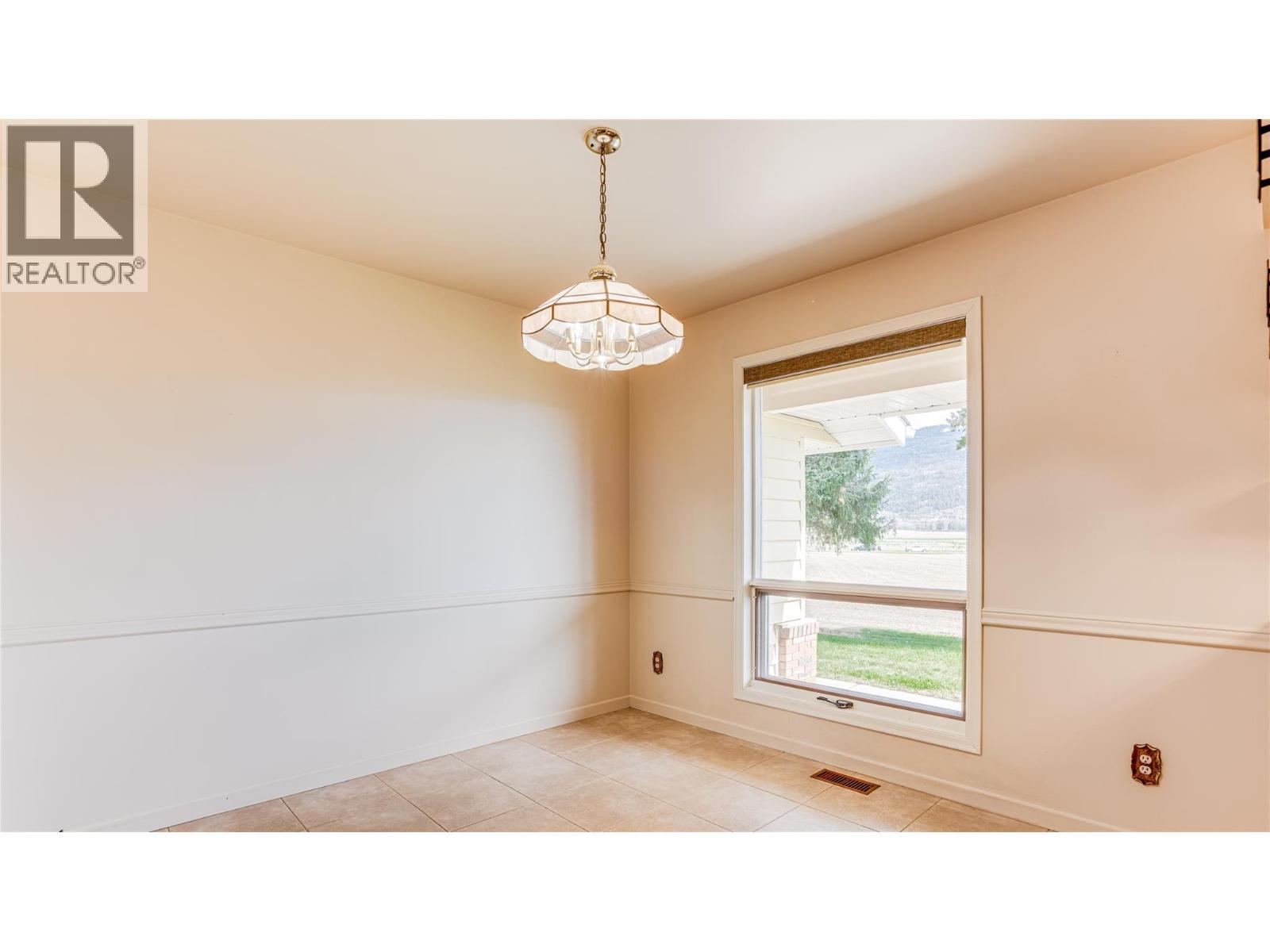 683 Clinton Road - Image 34