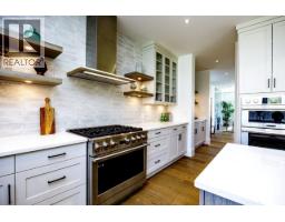 1028 Calverhall Street, North Vancouver, BC V7L1Y3 Photo 23
