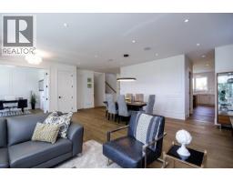 1028 Calverhall Street, North Vancouver, BC V7L1Y3 Photo 7