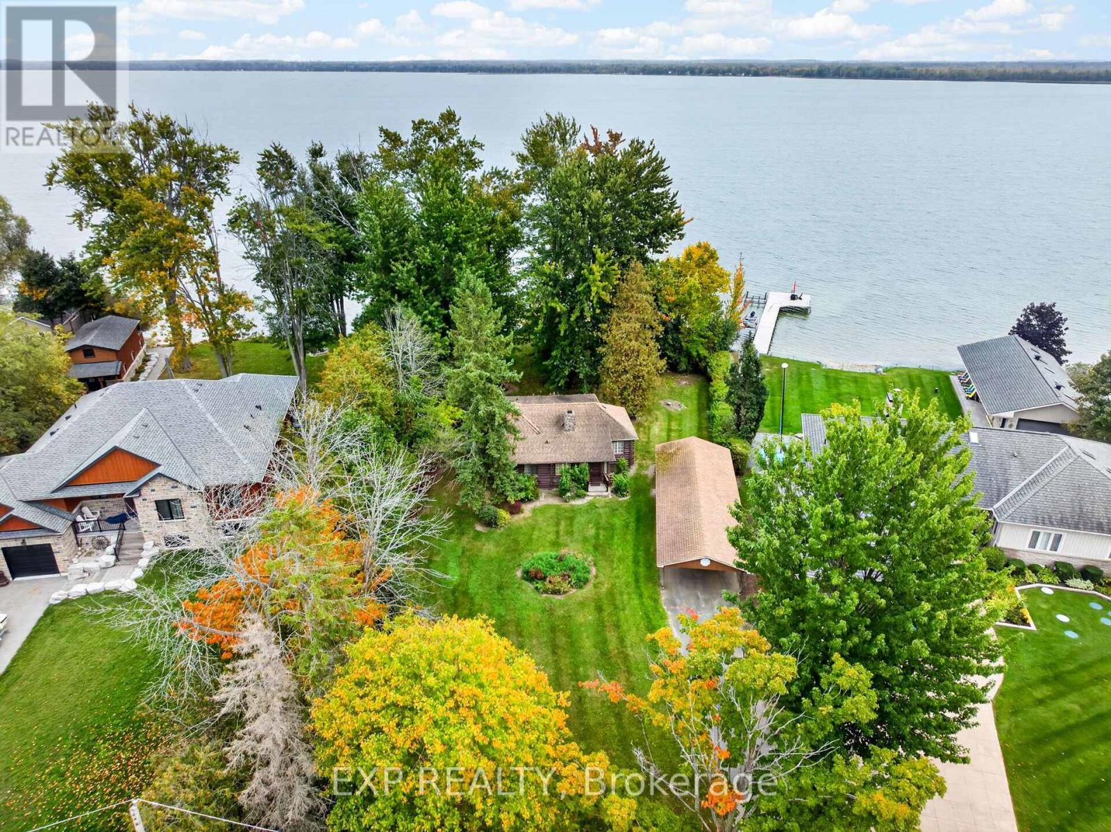 607 DUCLOS POINT ROAD, Georgina (Pefferlaw)