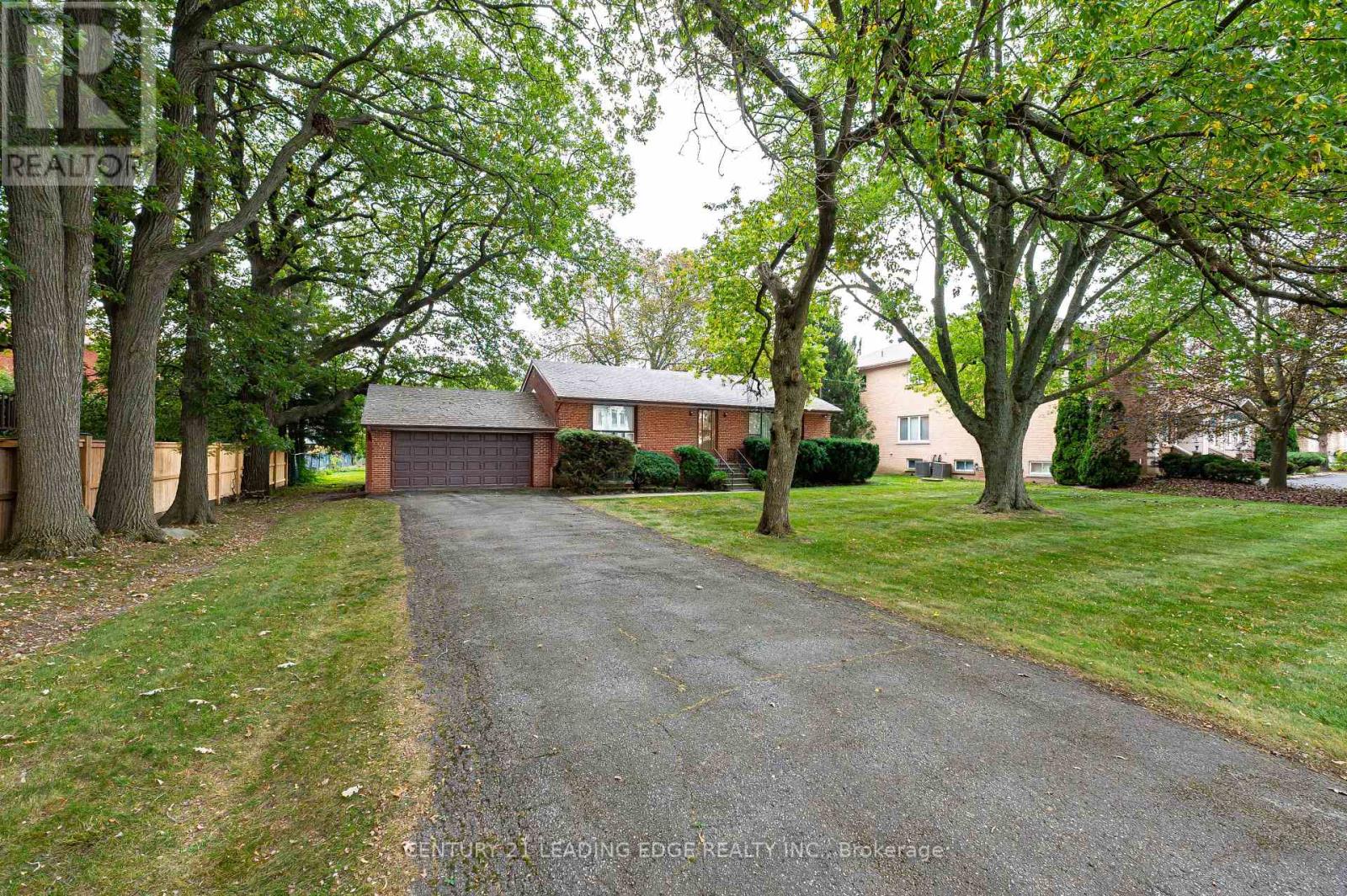 93 LEE AVENUE, Markham (Milliken Mills East) — photo 2