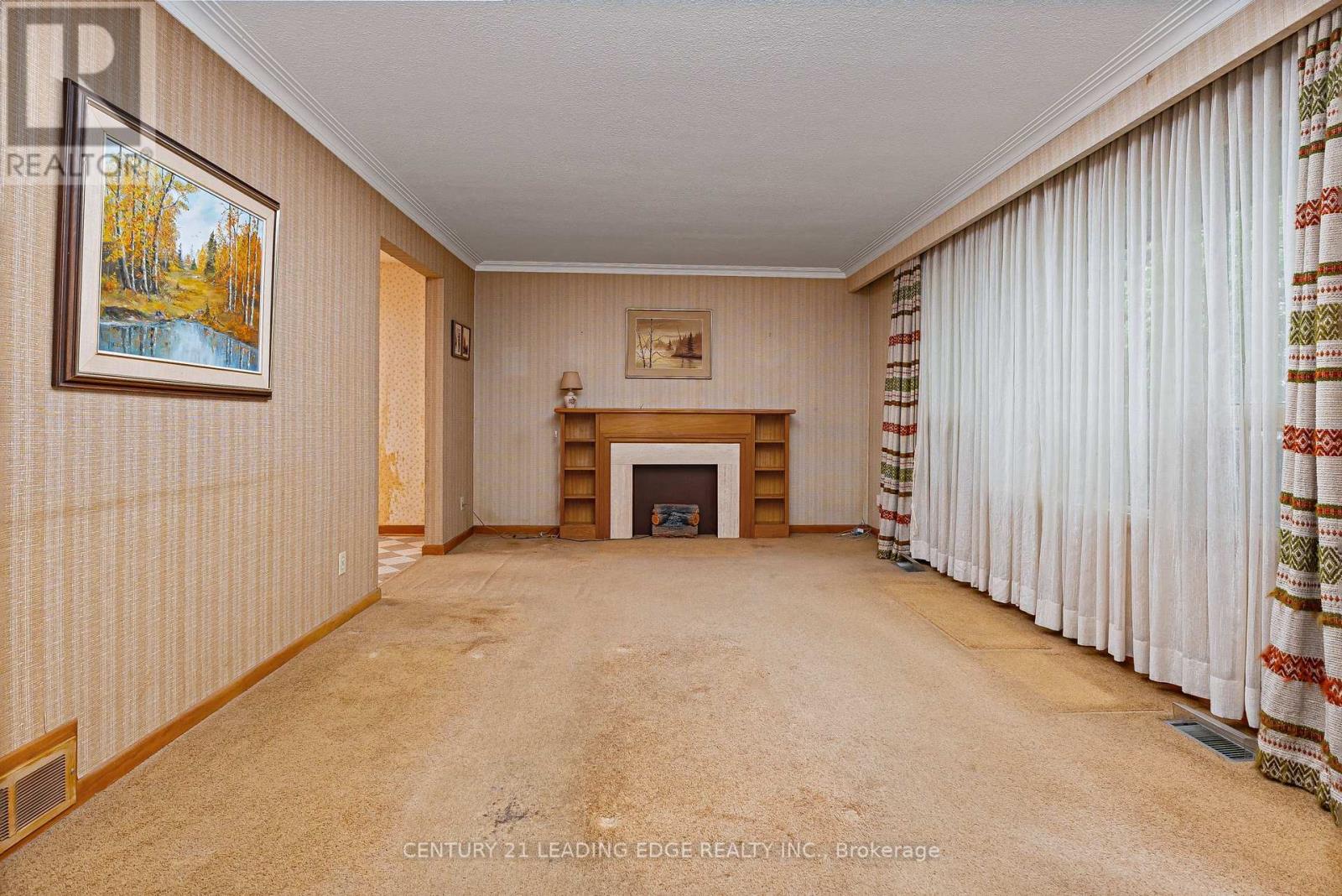 93 LEE AVENUE - 4