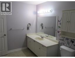 5 Niagara Street Unit# 203, Grimsby, ON L3M5A3 Photo 13