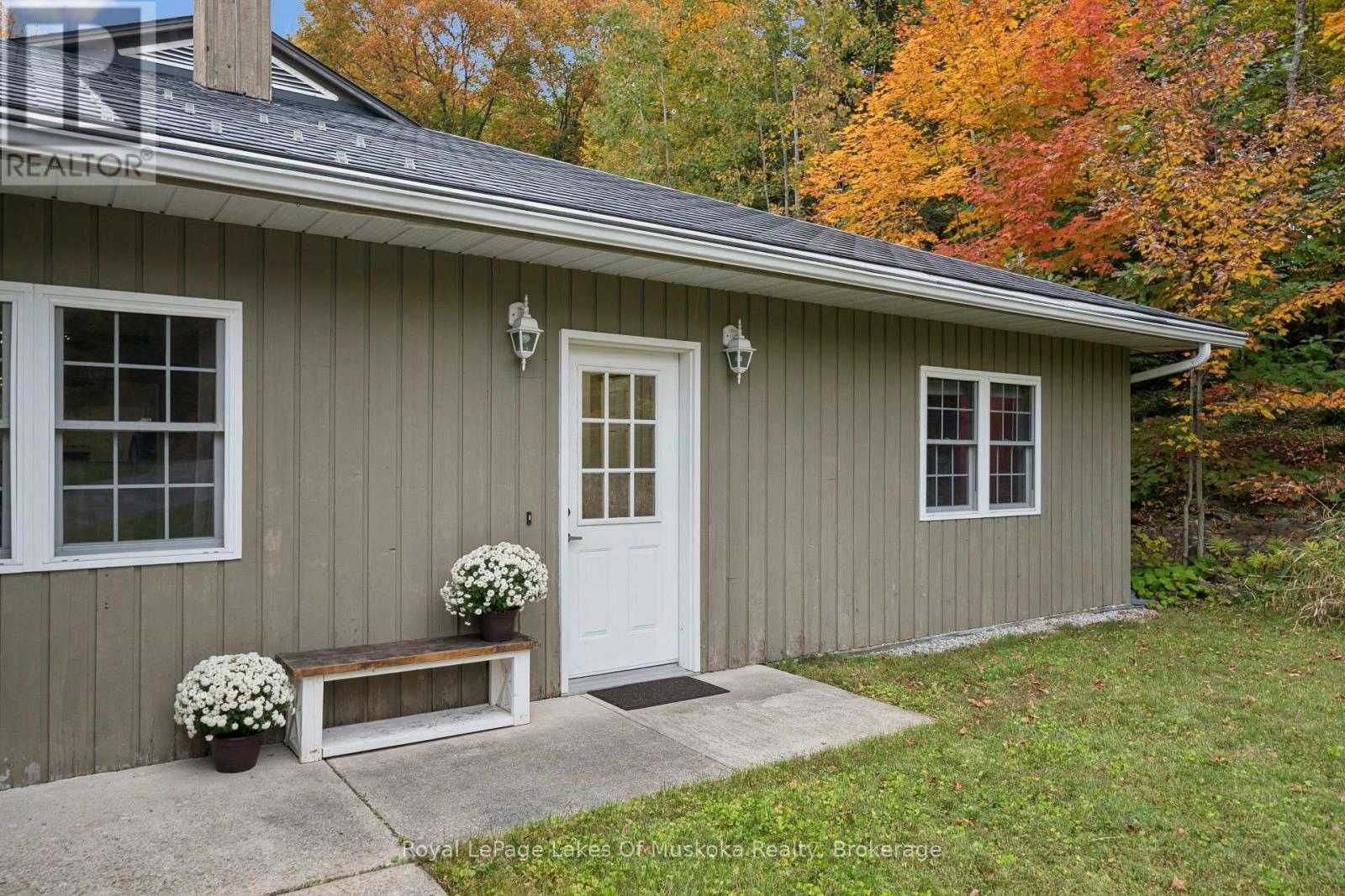 1181 LONE PINE DRIVE - 7