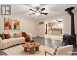 1181 Lone Pine Drive, Bracebridge, ON P1L1X4 Photo 14