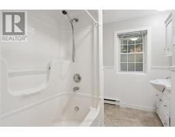 1181 Lone Pine Drive, Bracebridge, ON P1L1X4 Photo 31