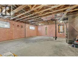 304 Grassland Boulevard W - photo 39