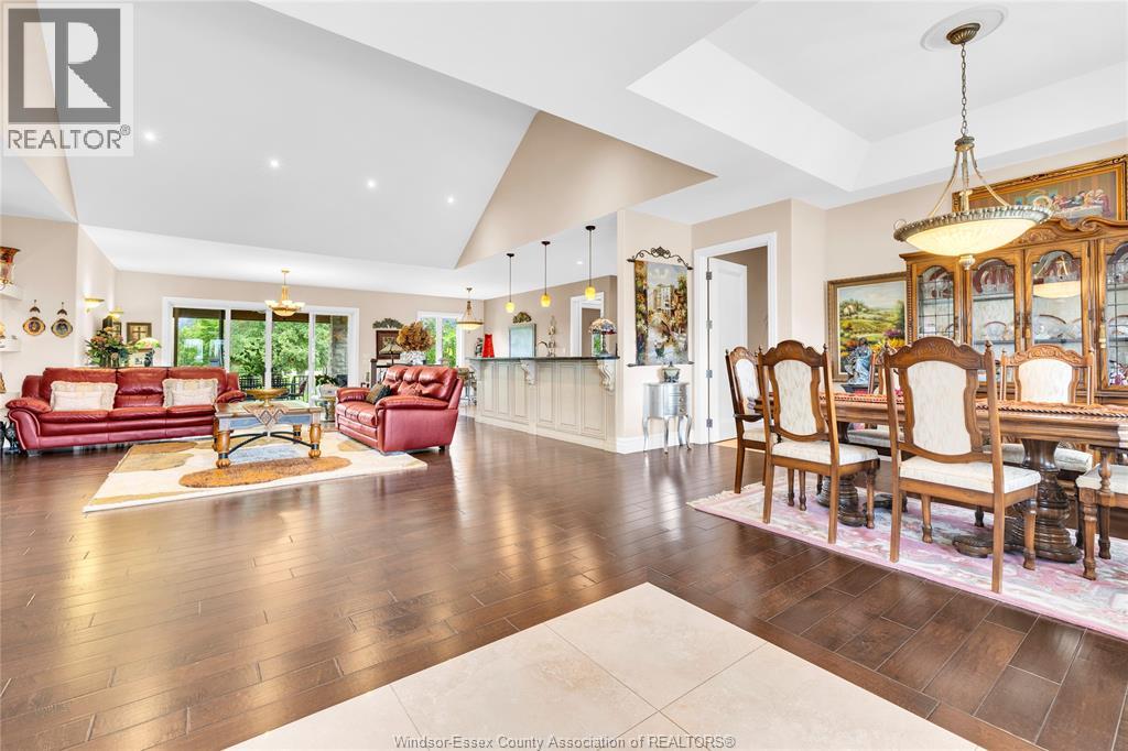 44 HILTON COURT - 7