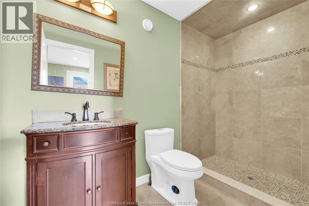 44 HILTON COURT - 27