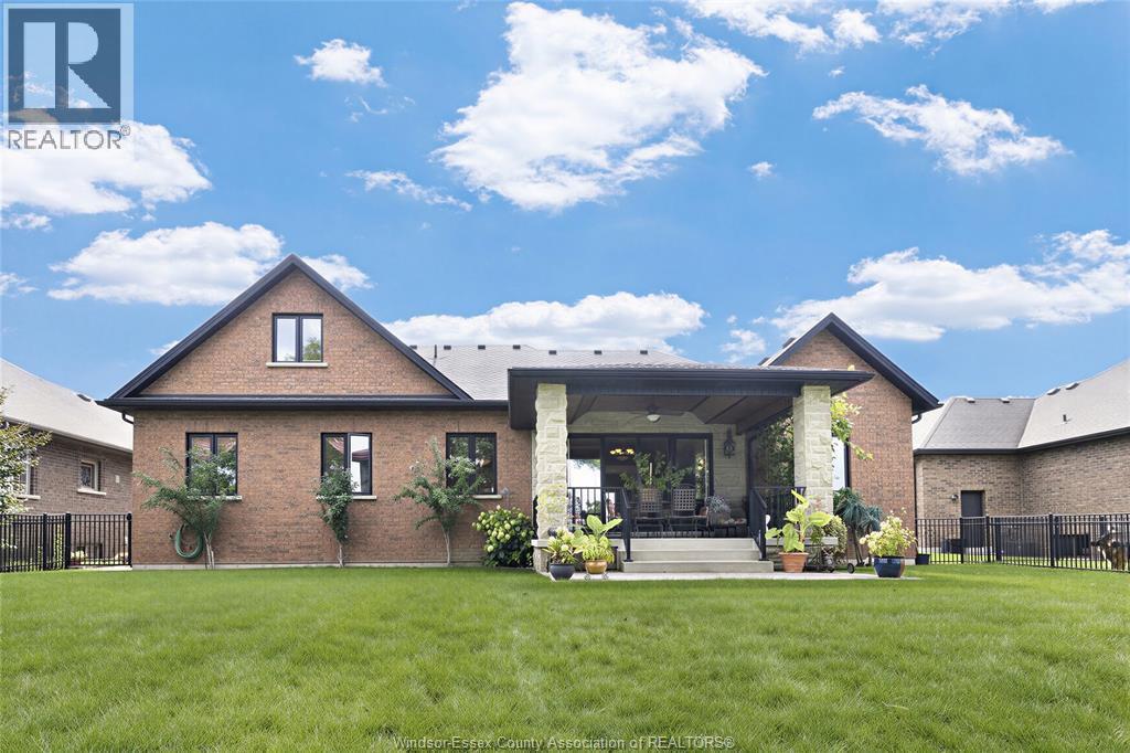 44 HILTON COURT - 33