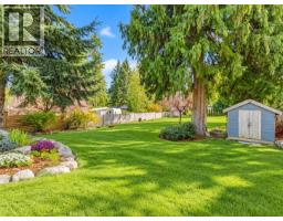 1033-1035 Rosamund Road, Gibsons, BC V0N1V3 Photo 8