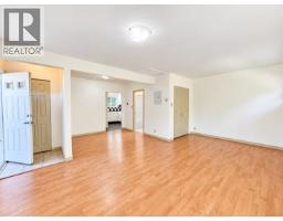 1033-1035 Rosamund Road, Gibsons, BC V0N1V3 Photo 20