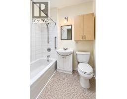 1033-1035 Rosamund Road, Gibsons, BC V0N1V3 Photo 23