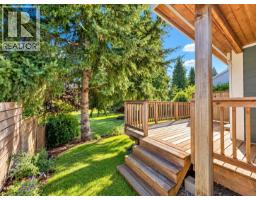 1033-1035 Rosamund Road, Gibsons, BC V0N1V3 Photo 24