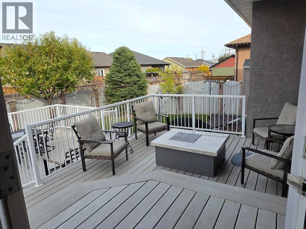 725 27 Street - 32
