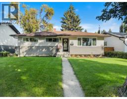 151 Fyffe Road SE - photo 2
