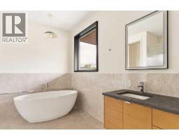 3C Willow Crescent SW - photo 32