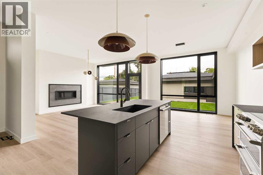 3C Willow Crescent SW - 24