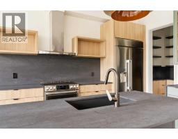 3C Willow Crescent SW - photo 16