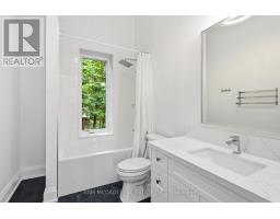 1750 Lincolnshire Boulevard, Mississauga, ON L5E2S7 Photo 18