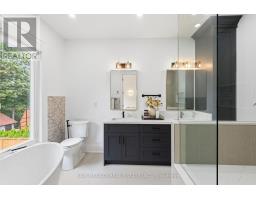 1750 Lincolnshire Boulevard, Mississauga, ON L5E2S7 Photo 24