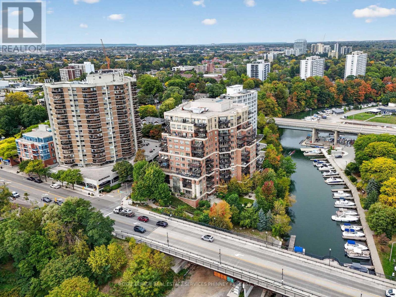 604- 111 Forsythe Street, Oakville, ON photo 41