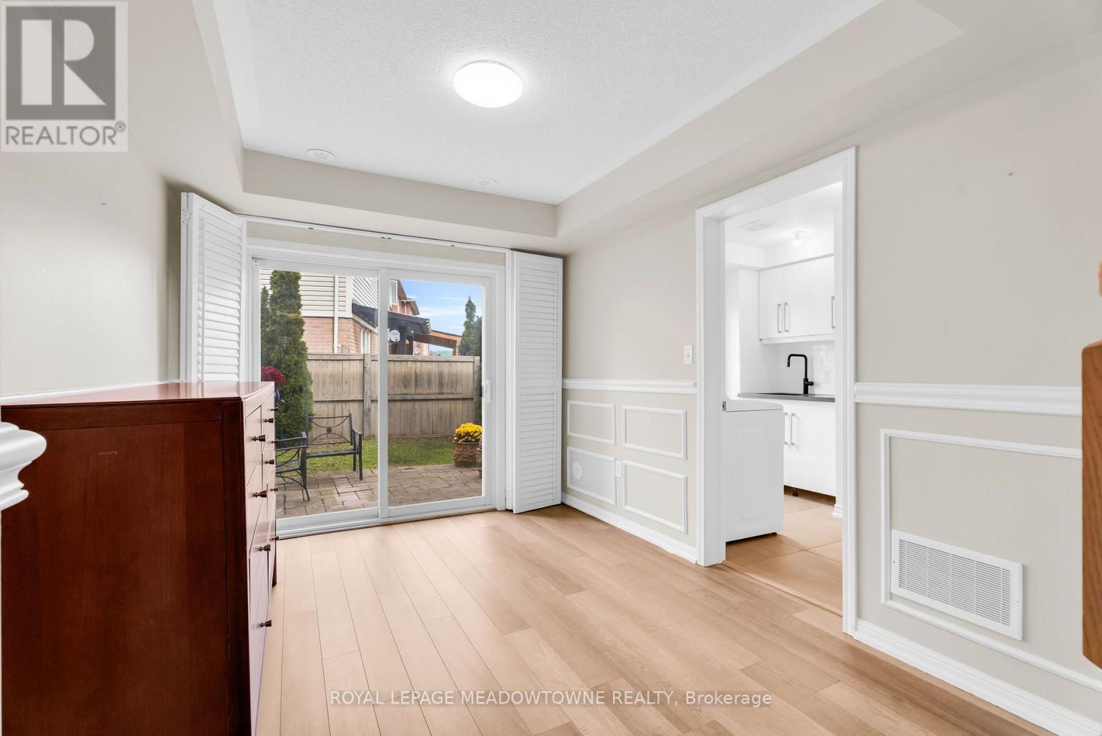 70 BETTERTON CRESCENT - 5