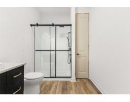 15 Ch. Mcgarry, La Peche, QC J0X3G0 Photo 13