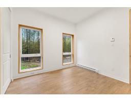 15 Ch. Mcgarry, La Peche, QC J0X3G0 Photo 15