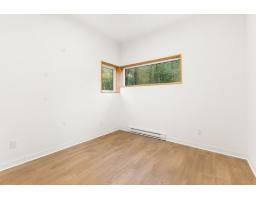 15 Ch. Mcgarry, La Peche, QC J0X3G0 Photo 17