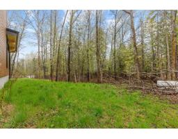 15 Ch. Mcgarry, La Peche, QC J0X3G0 Photo 32