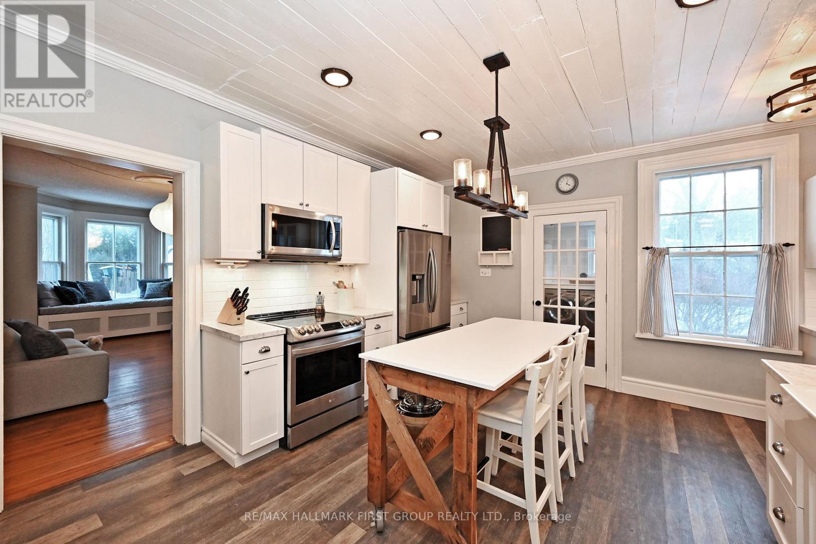 90 BROWN STREET - 27