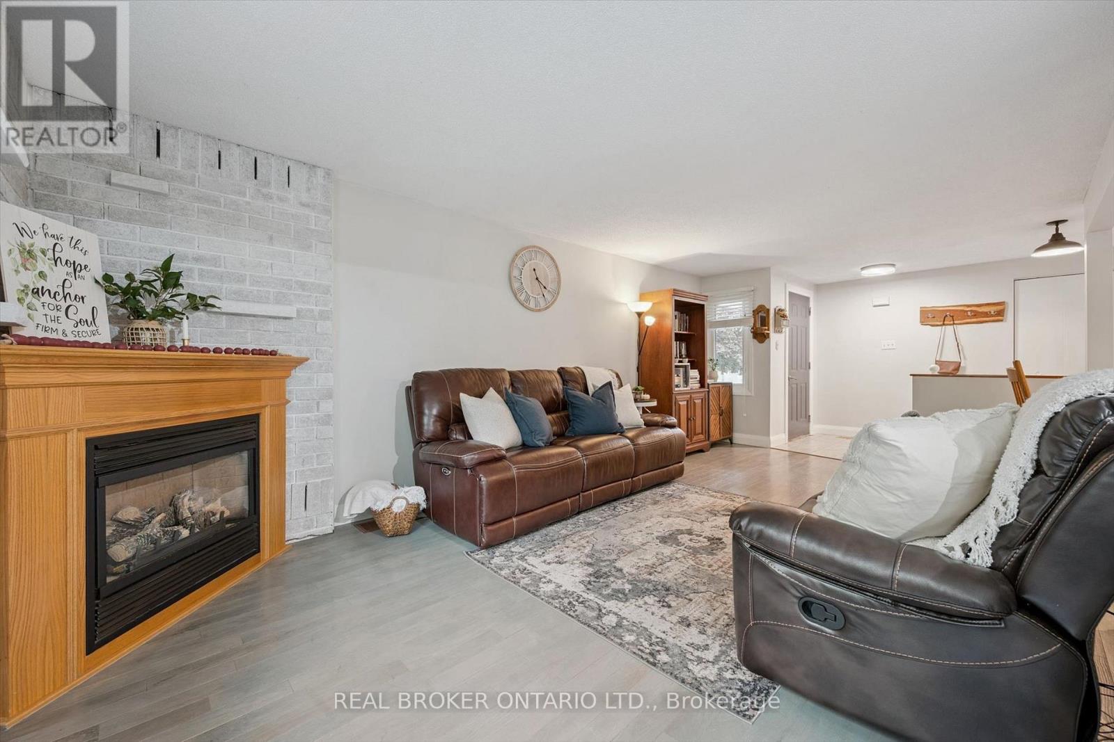 339 Strathallan Street, Centre Wellington, ON photo 6