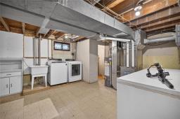 1287 Strathcona Street, Winnipeg, MB R3E2Y3 Photo 32