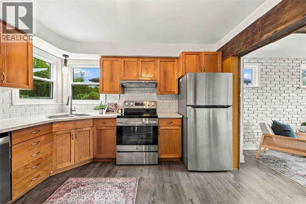 699 WILLIAM AVENUE - Image 14