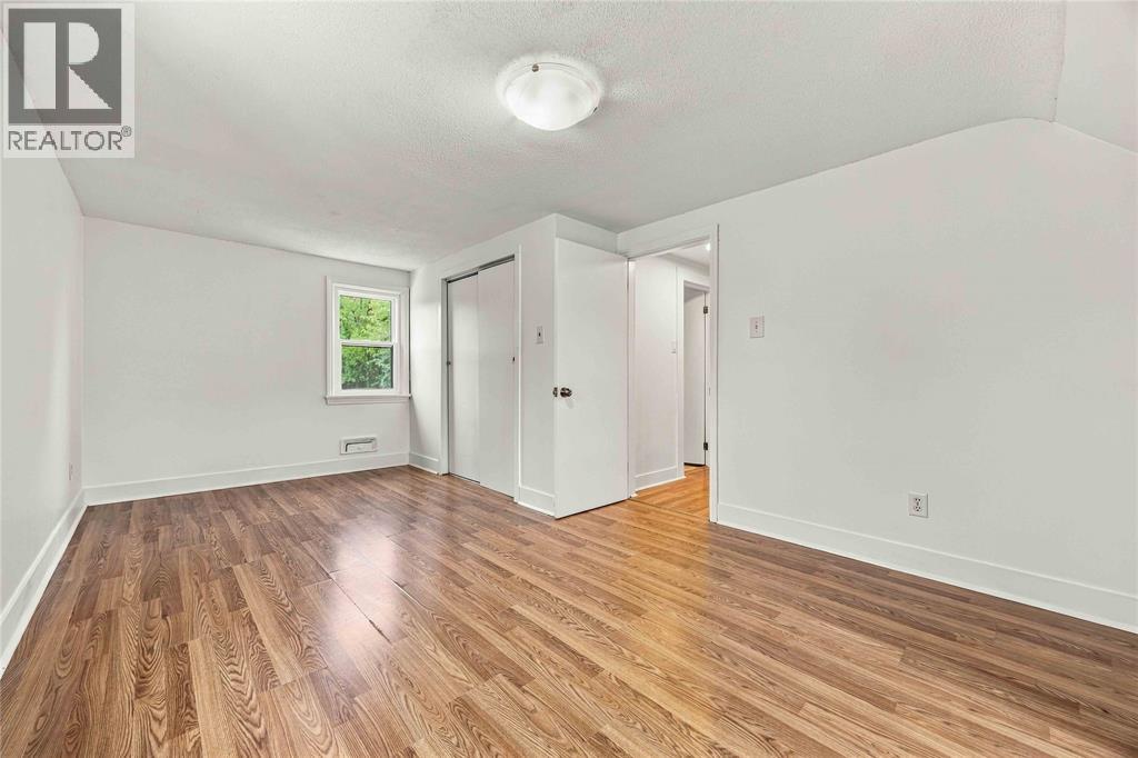 699 WILLIAM AVENUE - Image 29