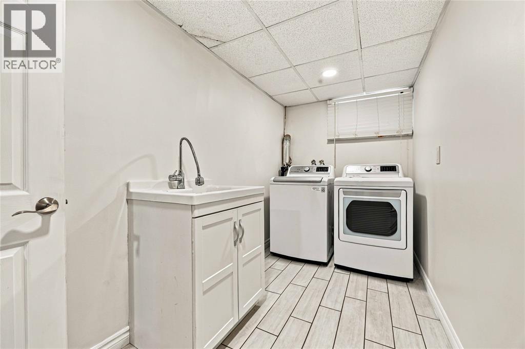 699 WILLIAM AVENUE - 41