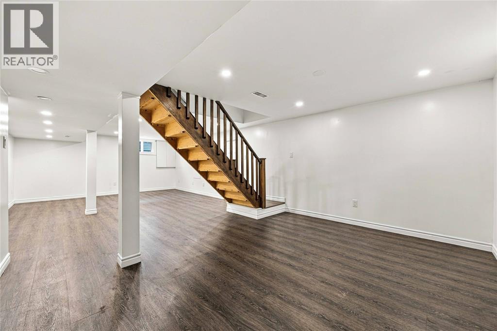 699 WILLIAM AVENUE - 43