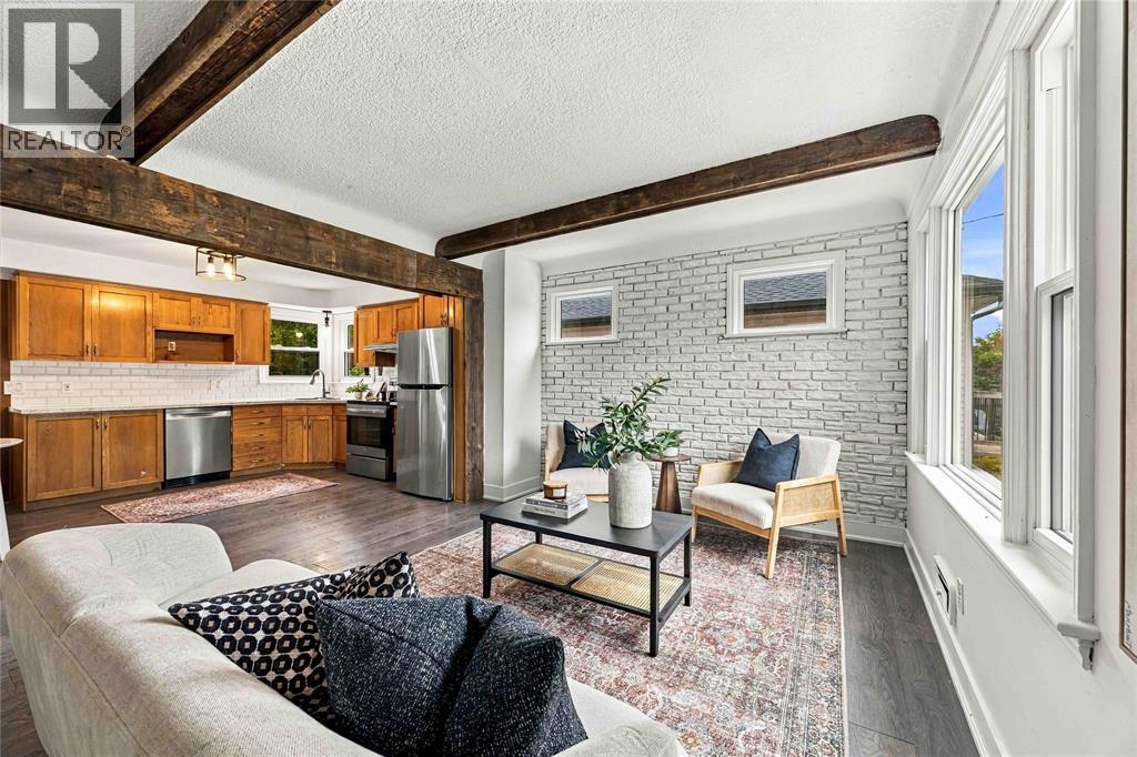 699 WILLIAM AVENUE - 8