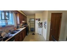 118 Spruce Street, photo 2