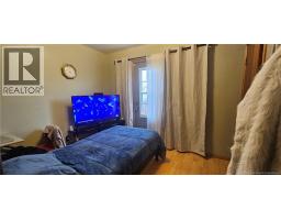 118 Spruce Street, photo 5