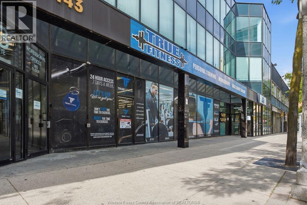 443 OUELLETTE AVENUE, Windsor