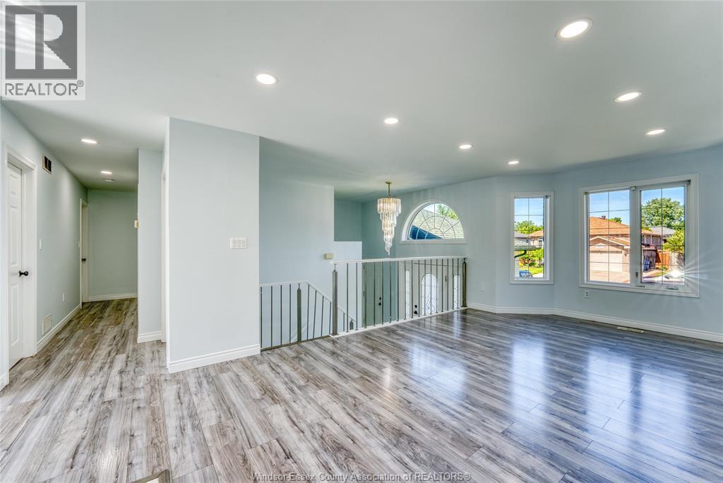 3867 CLARA AVENUE - 13