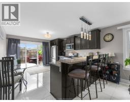 Living room - 9 Shaw Drive, Amherstburg, ON N9V3V1 Photo 9