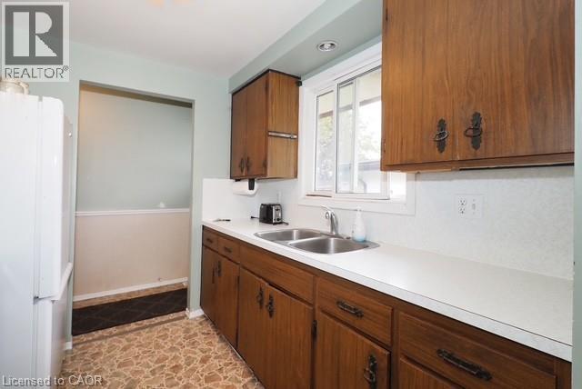 90 PEPPERWOOD Crescent - 12