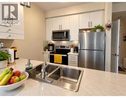 Kitchen - 16 Concord Place Unit# 427, Grimsby, ON L3M0J1 Photo 6