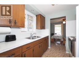 90 Pepperwood Crescent, Kitchener, ON N2A2R3 Photo 14