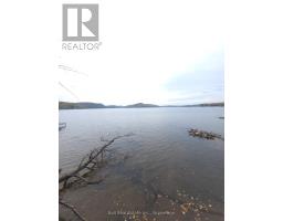 Mud room - 83 Fell Rd, R.r. #2 Baptiste, Hastings Highlands, ON K0L2S0 Photo 7