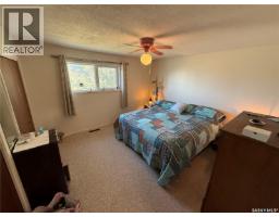Family room - 4 Pepper Place, Shellbrook, SK S0J2E0 Photo 12