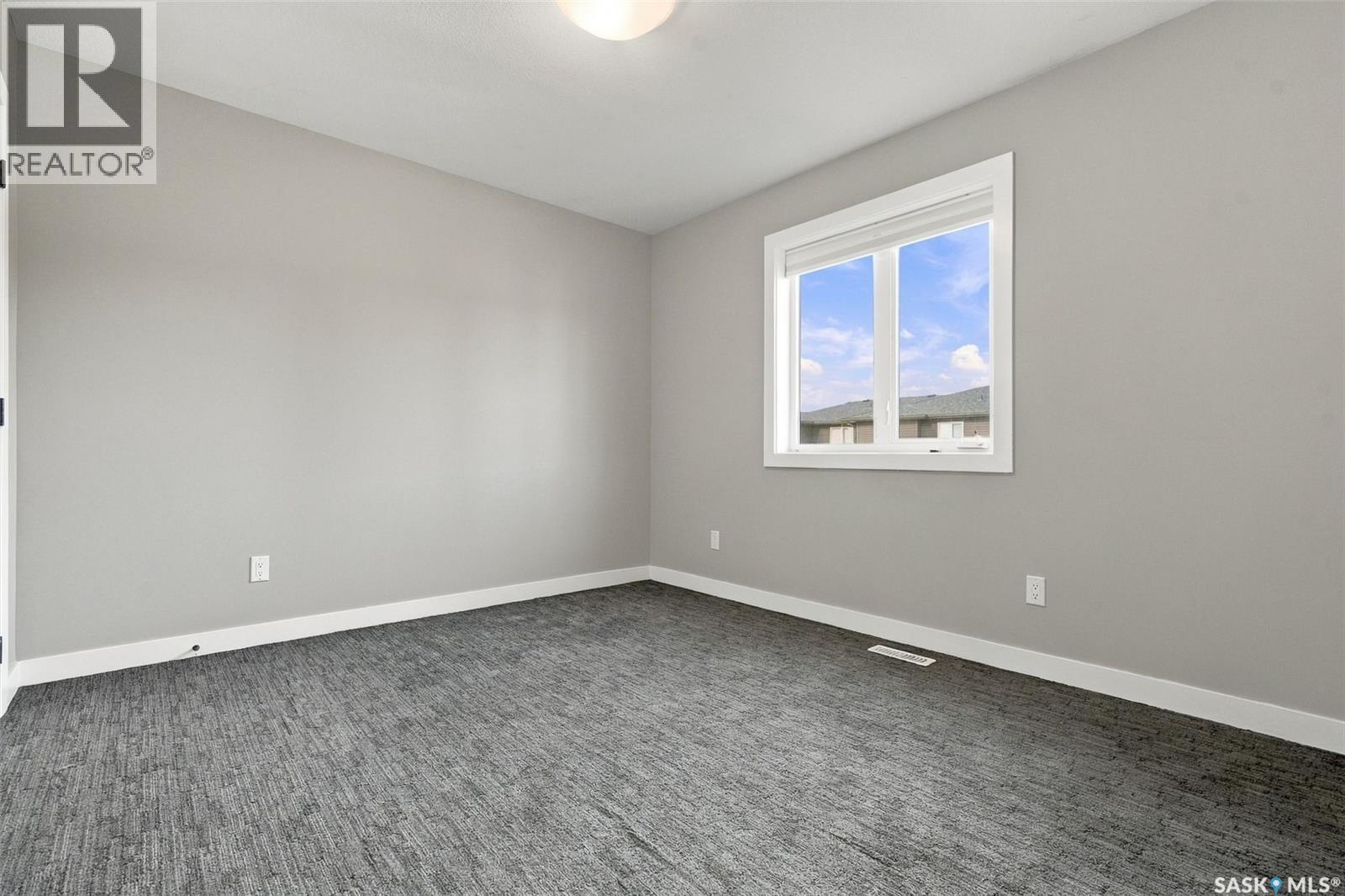 155 Dagnone LANE, Saskatoon — photo 18